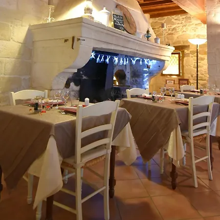 Hotel Logis La Ferme 3*