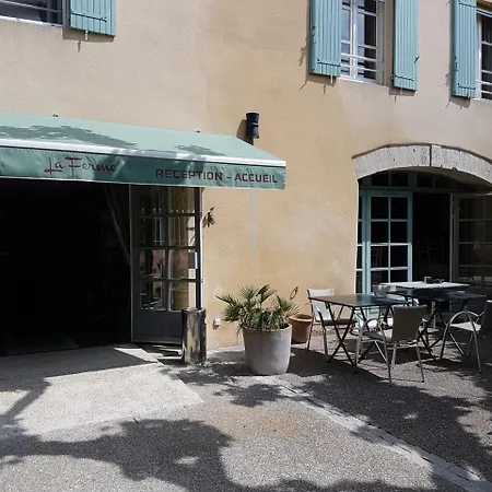 Logis La Ferme Hotel